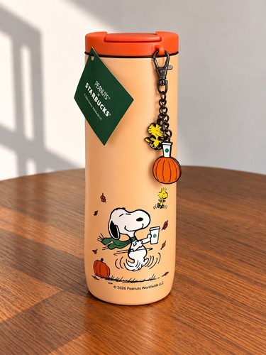 Starbucks peanuts snoopy - peanuts,