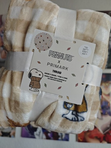 Snoopy peanuts throw blanket - snoopy,