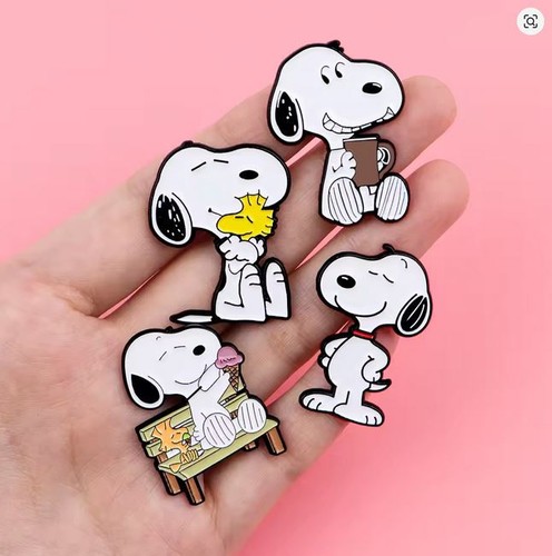 Snoopy peanuts pin - snoopy,